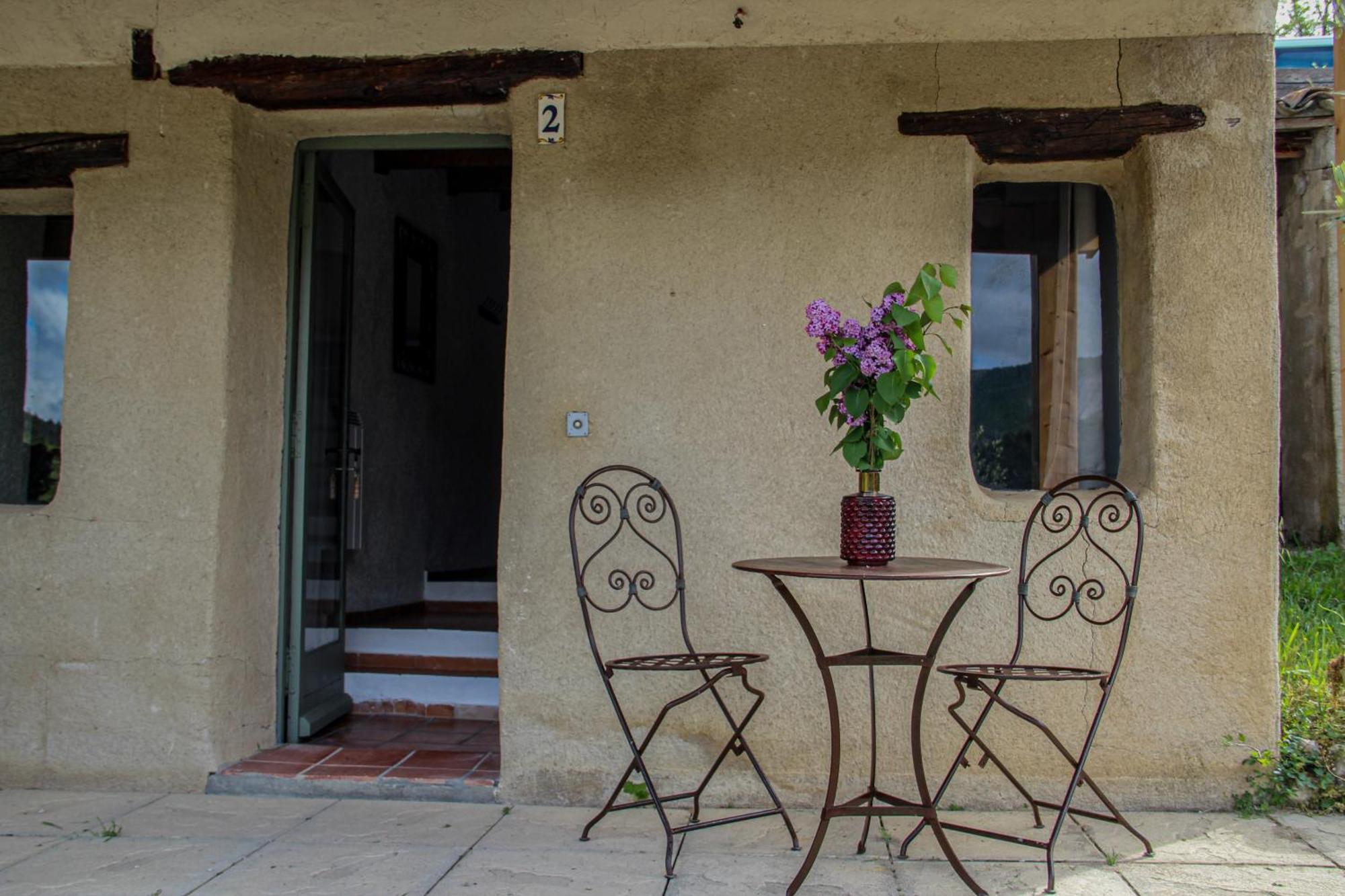 Les Ricoux Apartment Montfroc Bagian luar foto
