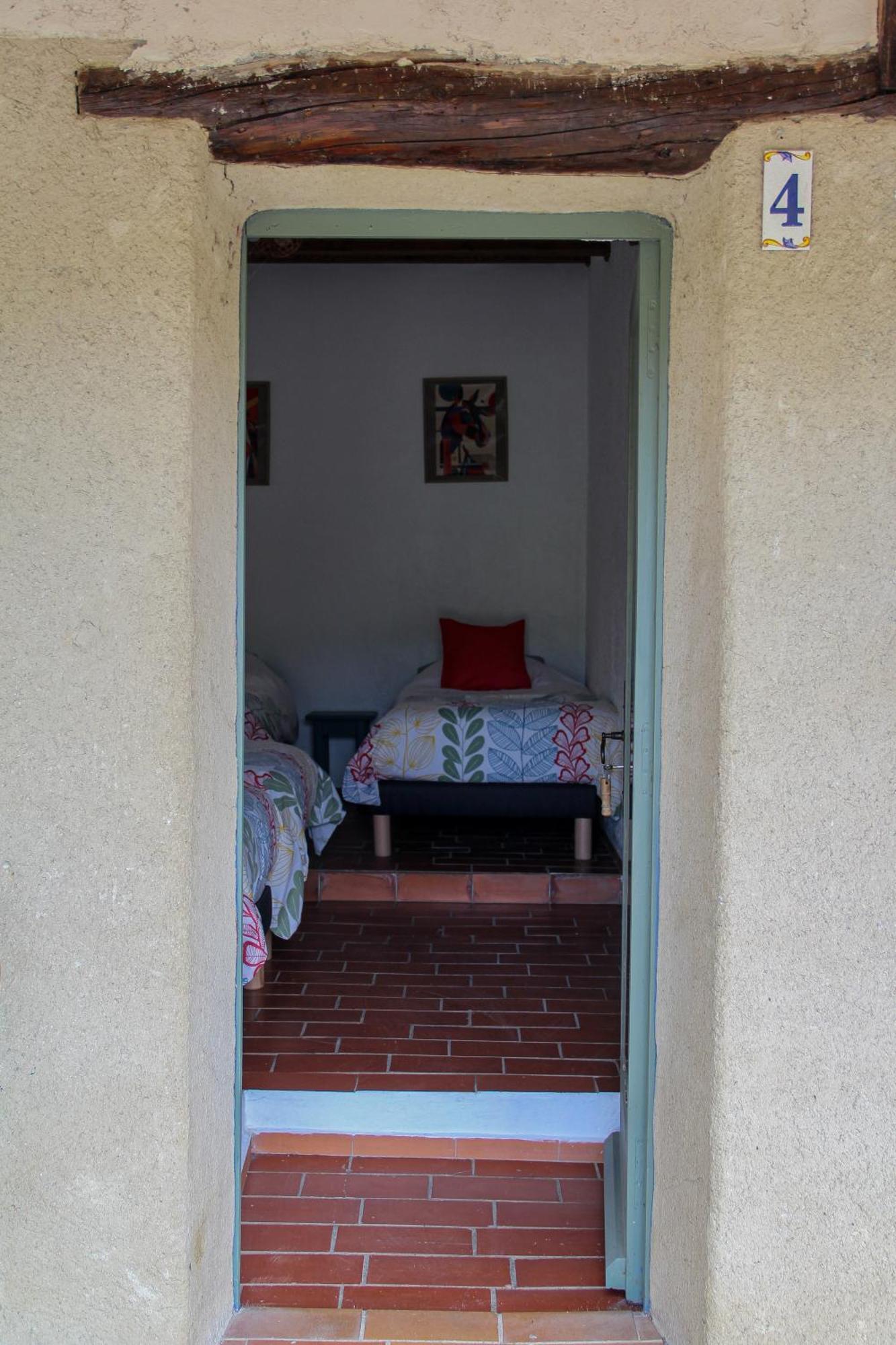 Les Ricoux Apartment Montfroc Bagian luar foto