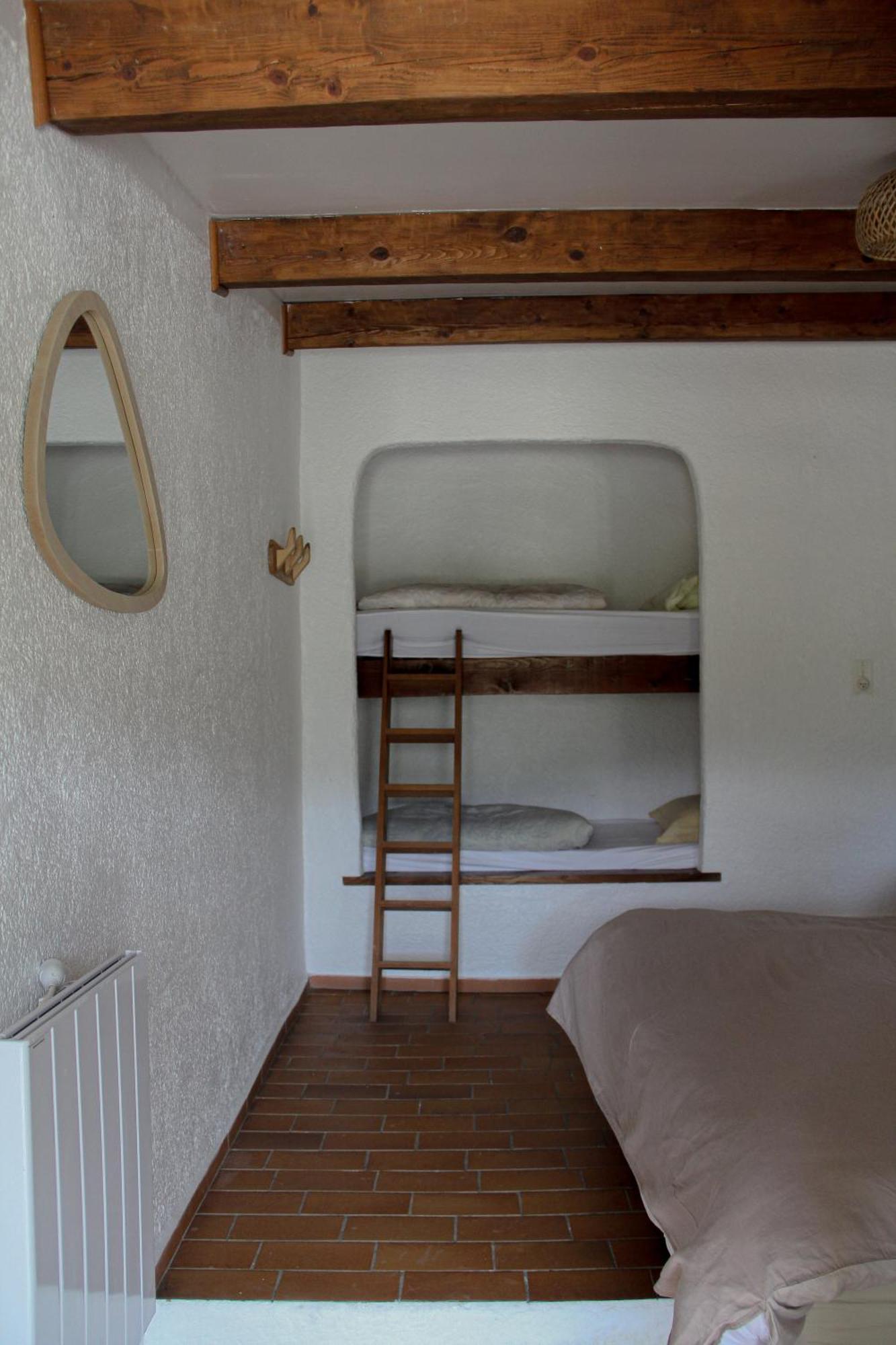 Les Ricoux Apartment Montfroc Bagian luar foto