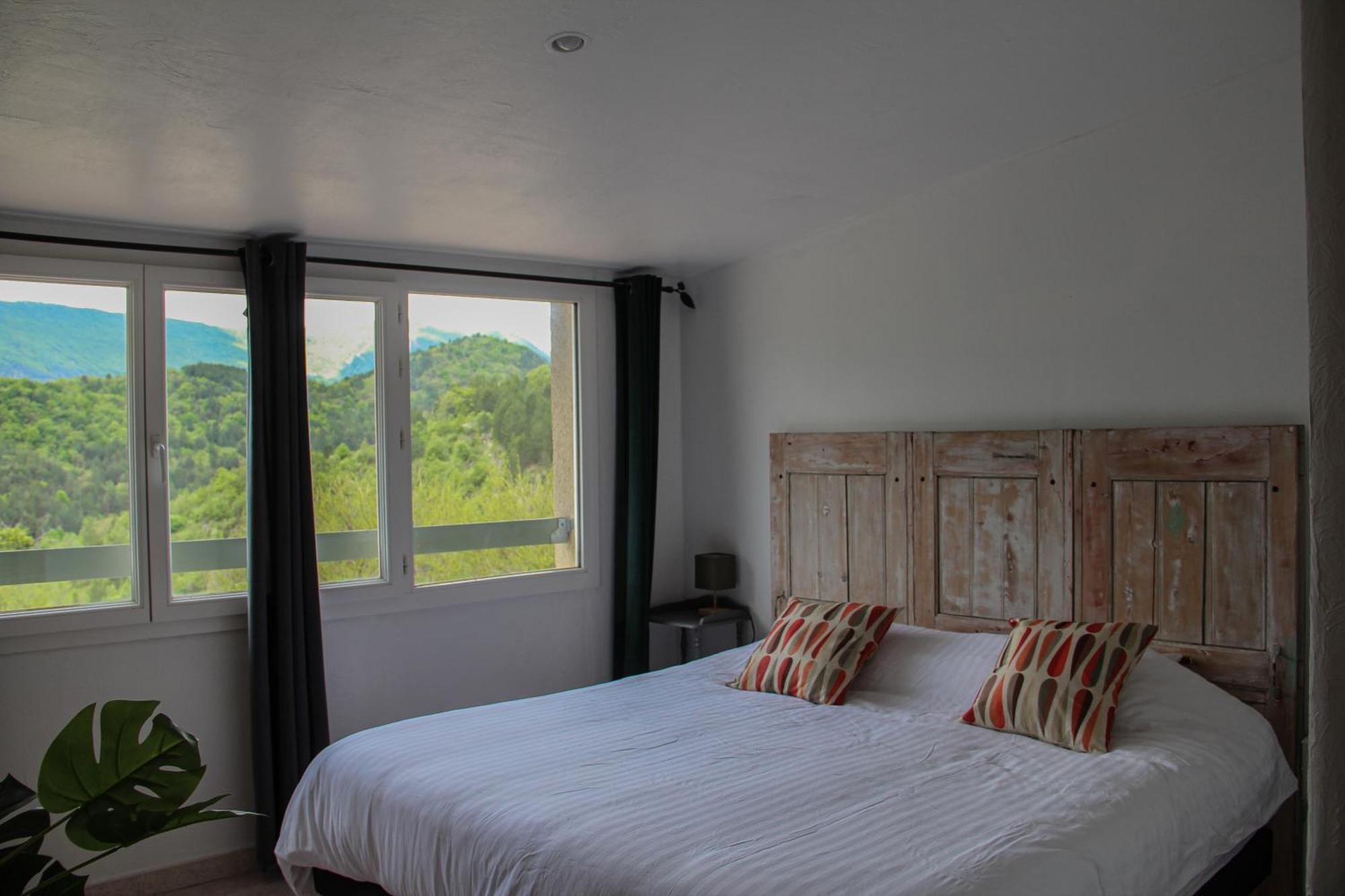 Les Ricoux Apartment Montfroc Bagian luar foto